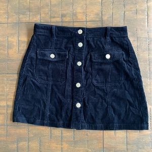 Black mini Skirt by Stradivarius.